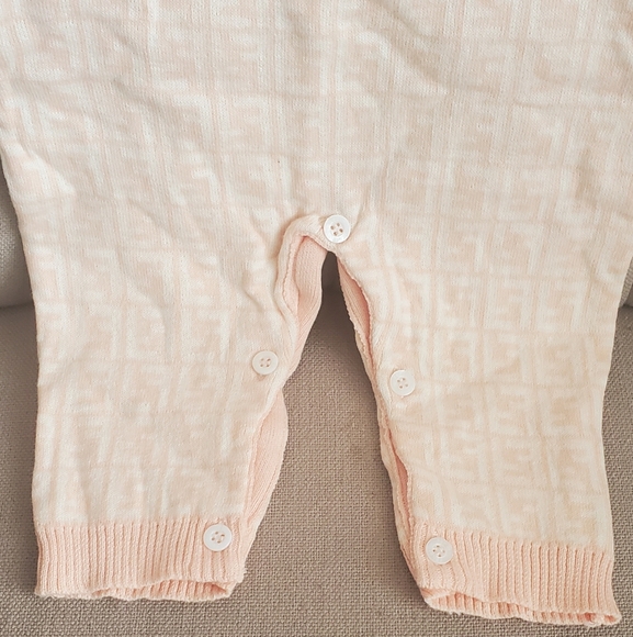 NWT Authentic Fendi Kids 2pc Knit Romper set - Picture 5 of 9